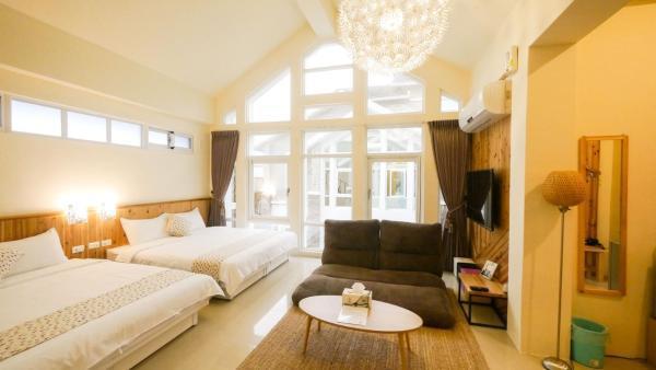 Bear Giant Castle Apartment Kota Hualien Bagian luar foto