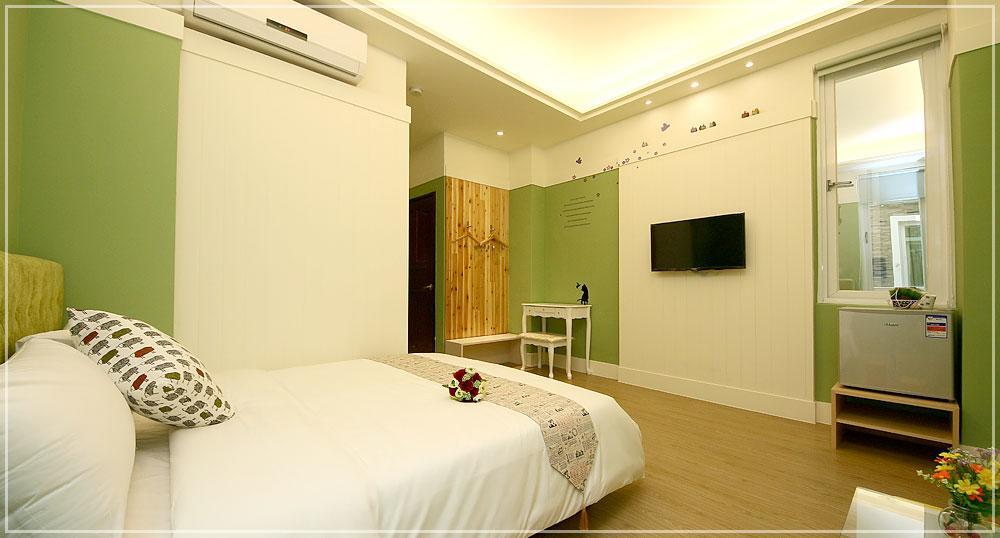Bear Giant Castle Apartment Kota Hualien Bagian luar foto